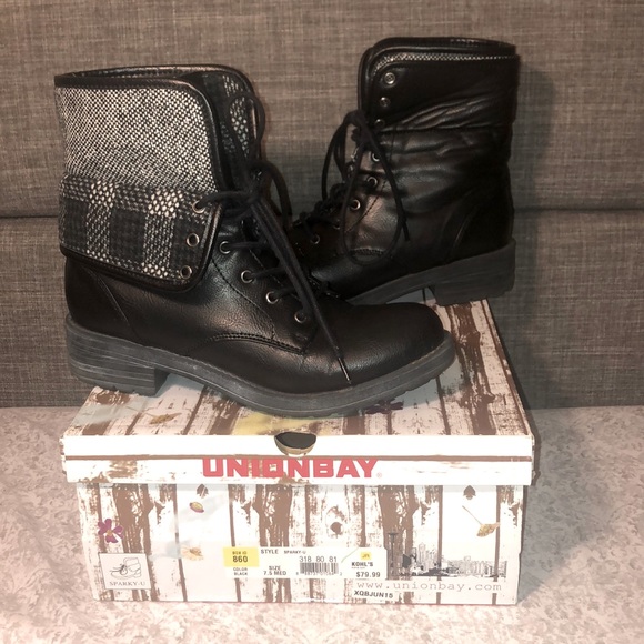 UNIONBAY Sparky-U Ankle Boots, Size 7.5 - Picture 2 of 7